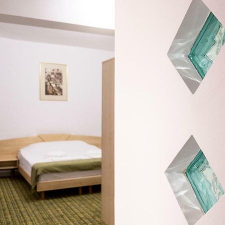 Casa Gabriela Hotell Bucureşti Eksteriør bilde