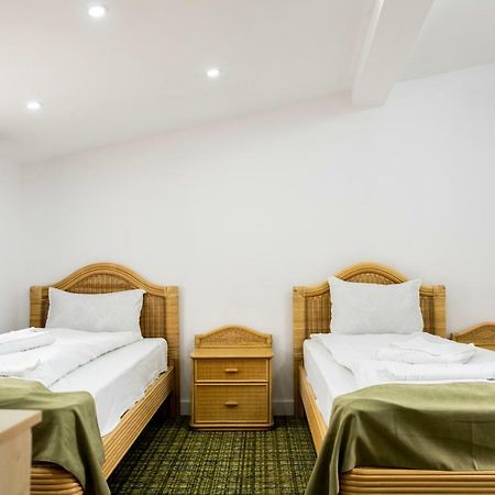 Casa Gabriela Hotell Bucureşti Eksteriør bilde