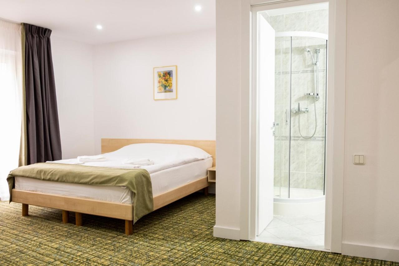 Casa Gabriela Hotell Bucureşti Eksteriør bilde