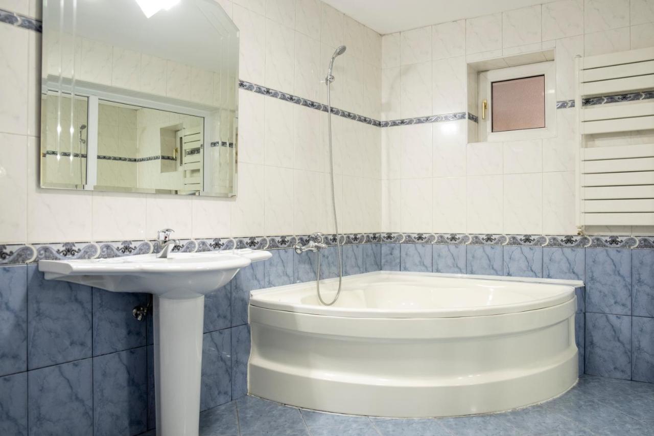 Casa Gabriela Hotell Bucureşti Eksteriør bilde