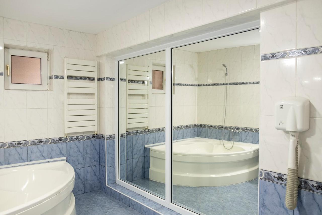 Casa Gabriela Hotell Bucureşti Eksteriør bilde