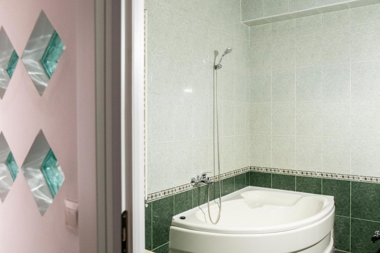 Casa Gabriela Hotell Bucureşti Eksteriør bilde