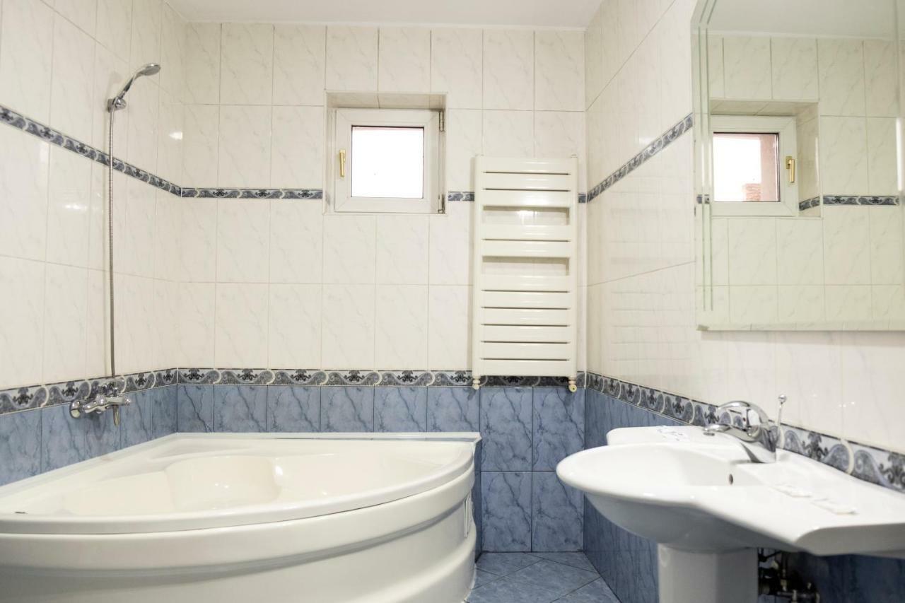 Casa Gabriela Hotell Bucureşti Eksteriør bilde